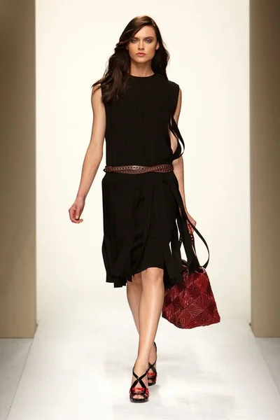 Look 37